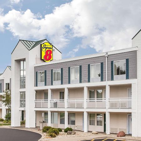 Super 8 By Wyndham Madison East Hotel Ngoại thất bức ảnh